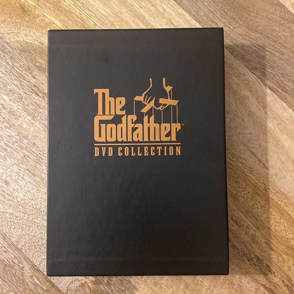 The Godfather Trilogy DVD Collection - Picture 3 of 11